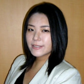 安田 麻季代